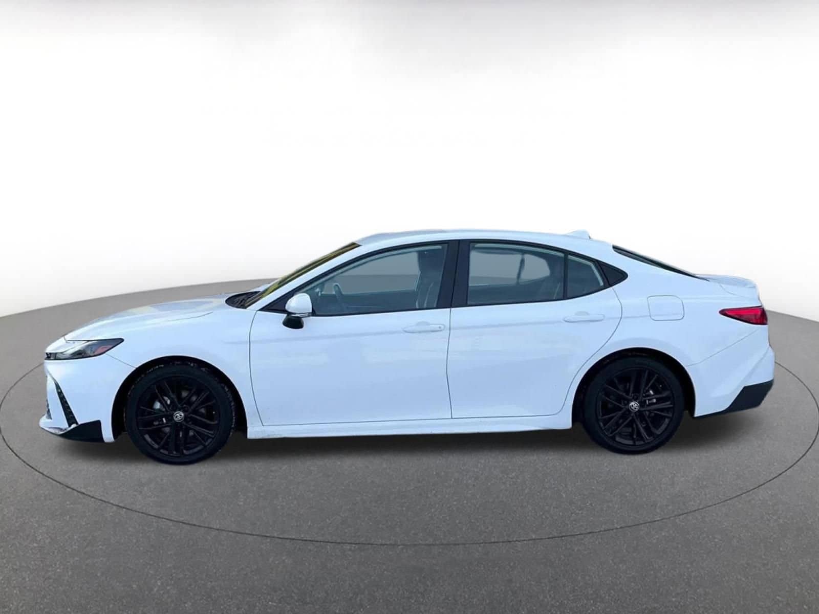 Thumbnail: 2025 Toyota Camry - 9