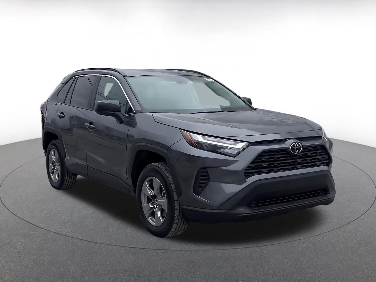 Thumbnail: 2025 Toyota RAV4 - 3