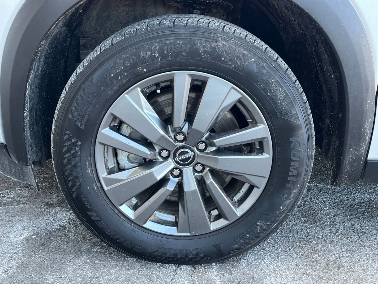 Thumbnail: 2025 Nissan Pathfinder - 32