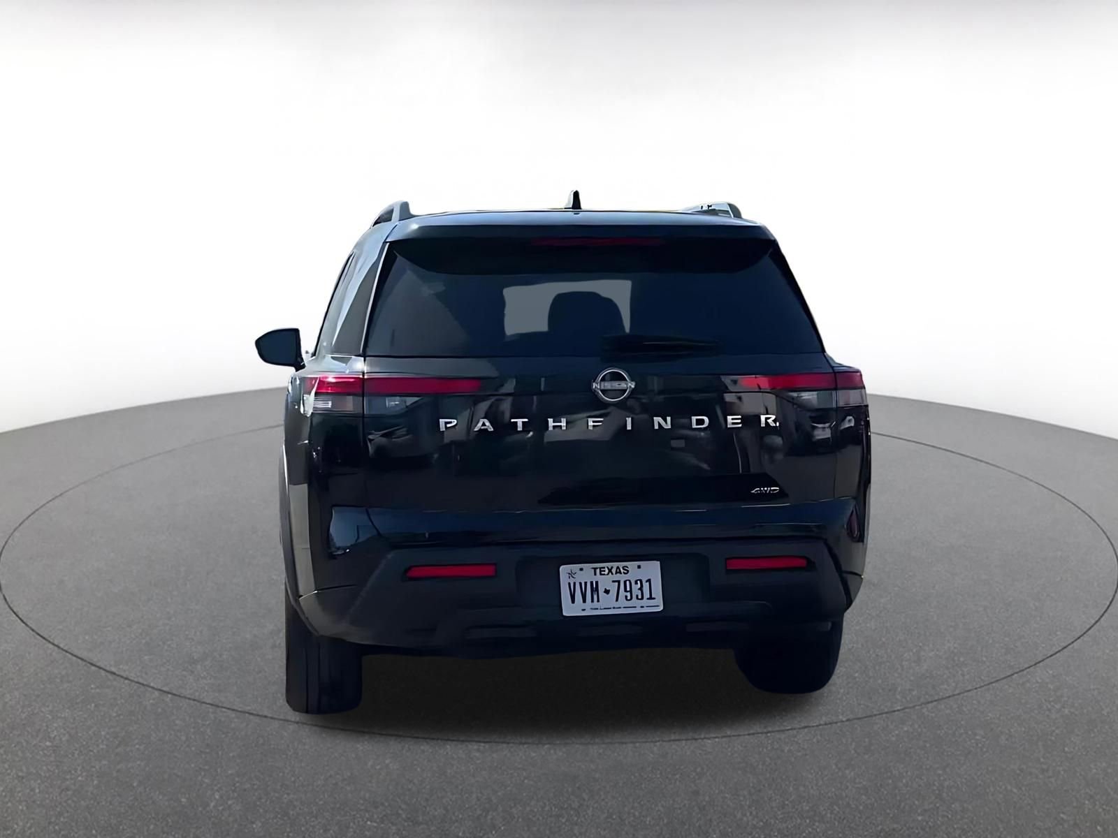 Thumbnail: 2025 Nissan Pathfinder - 11