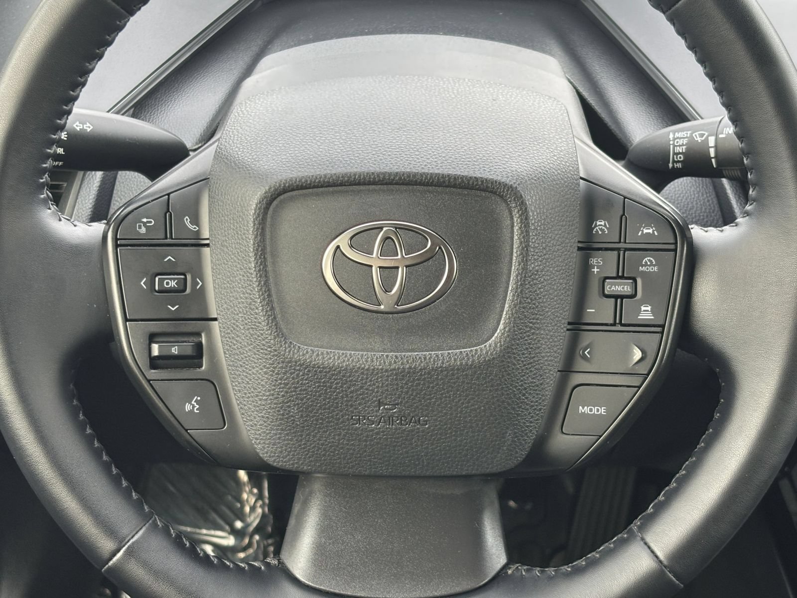 Thumbnail: 2025 Toyota Prius - 22