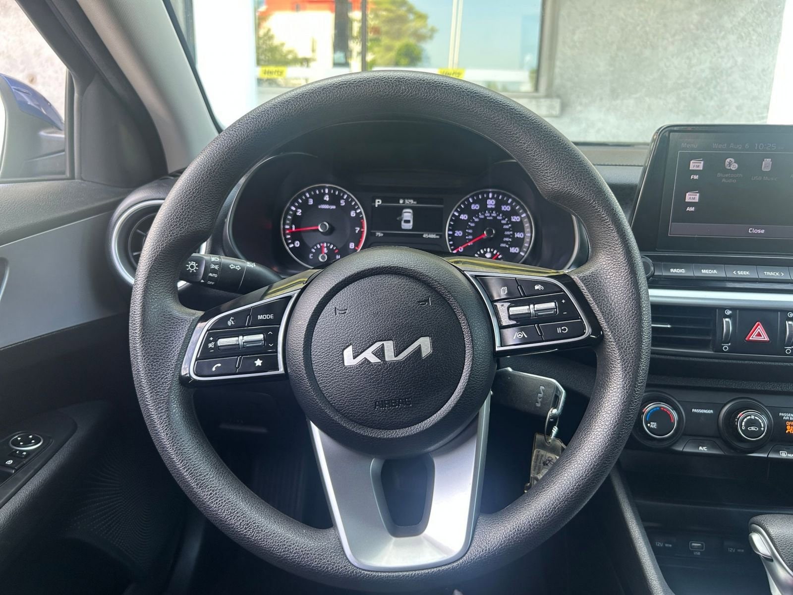 Thumbnail: 2023 Kia Forte - 25
