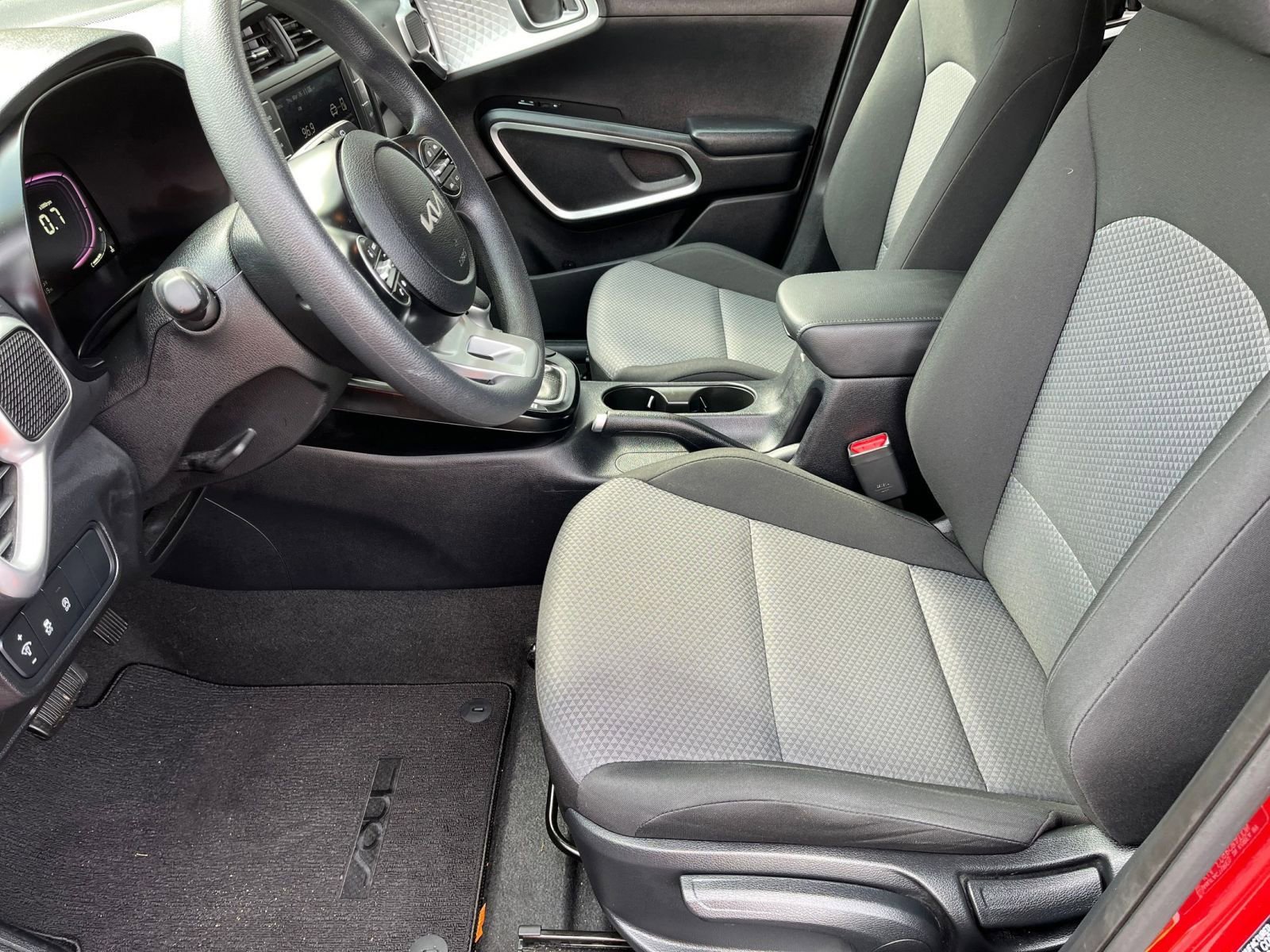 Thumbnail: 2025 Kia Soul - 23