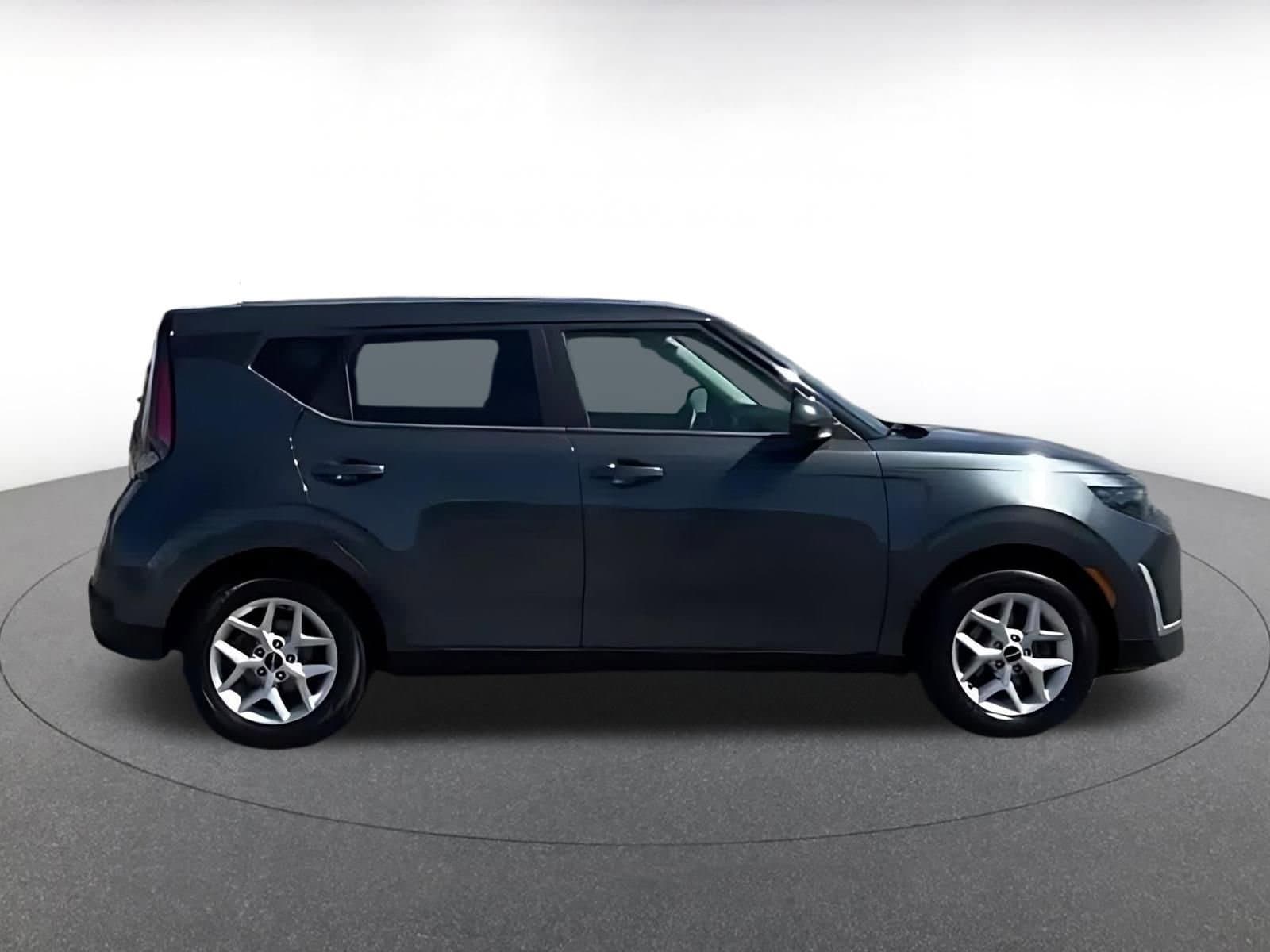 Thumbnail: 2025 Kia Soul - 11