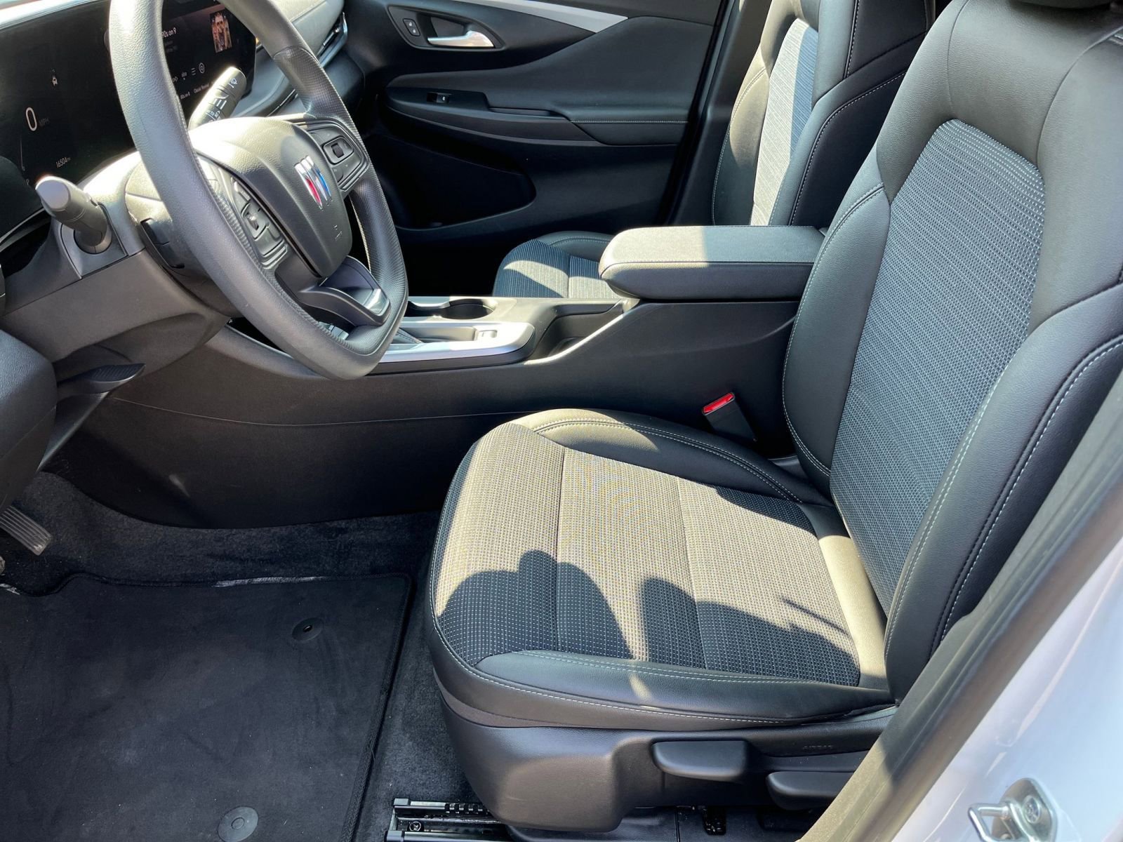 Thumbnail: 2025 Buick Envista - 25