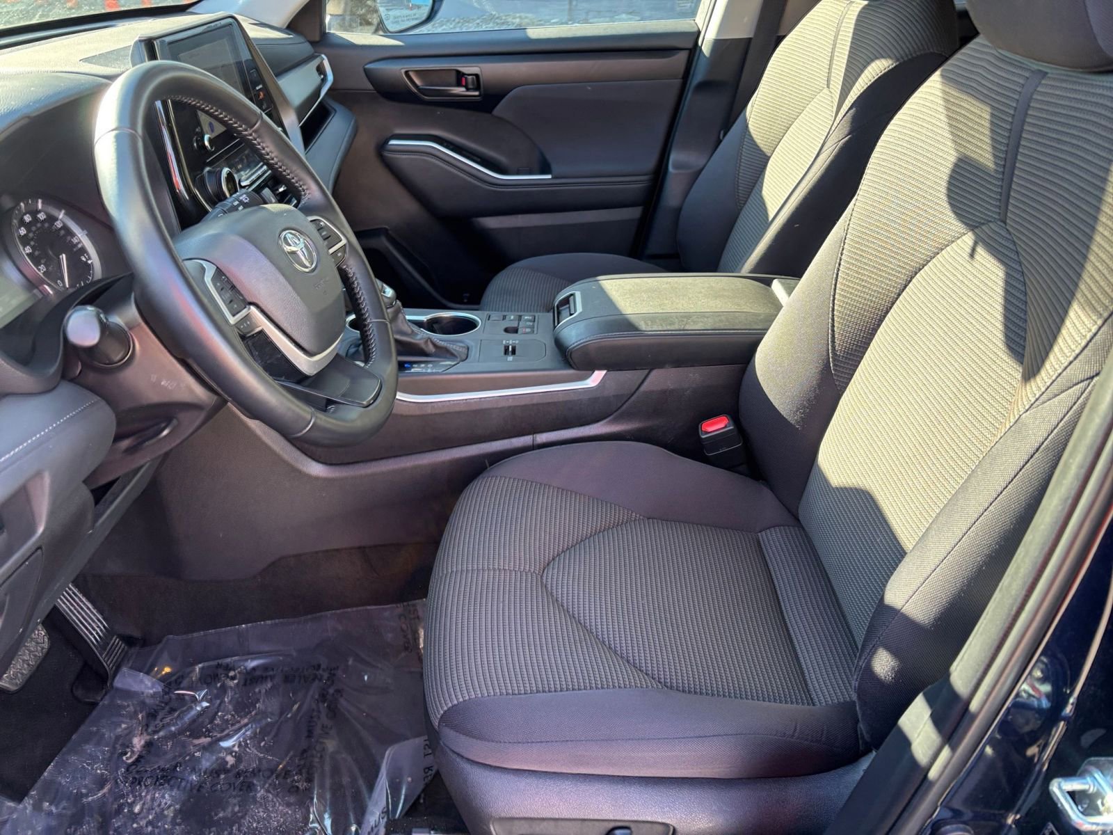 Thumbnail: 2025 Toyota Highlander - 23