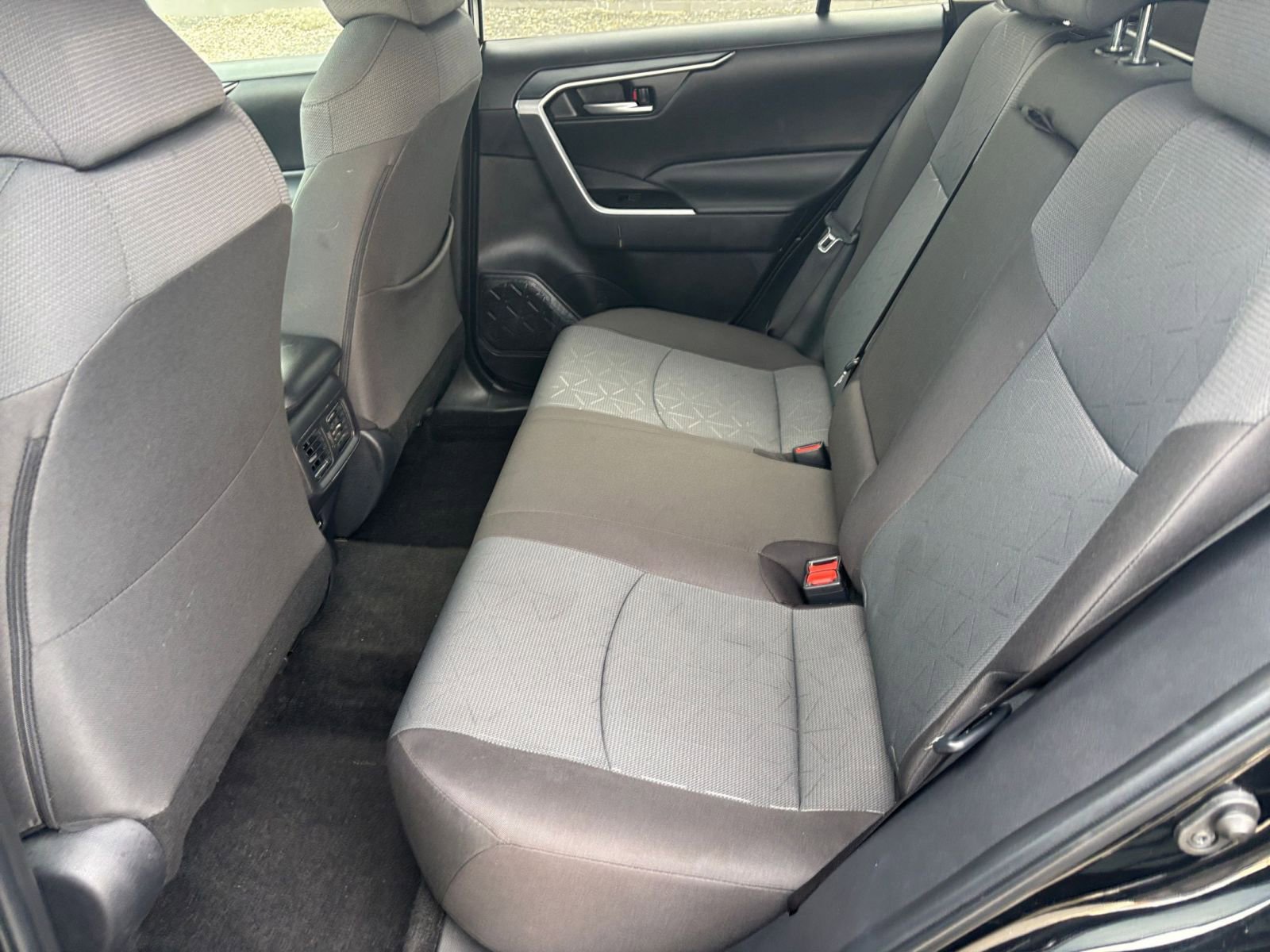 Thumbnail: 2025 Toyota RAV4 - 22