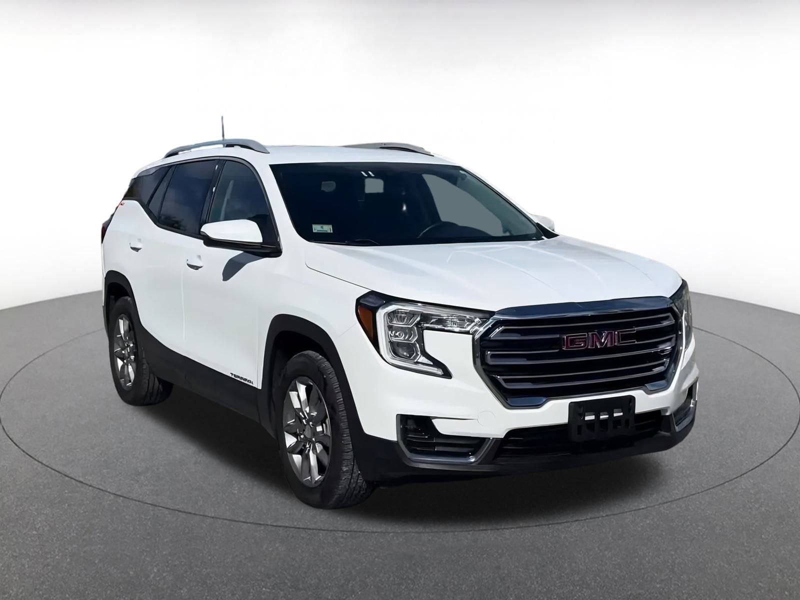 Thumbnail: 2024 GMC Terrain - 3