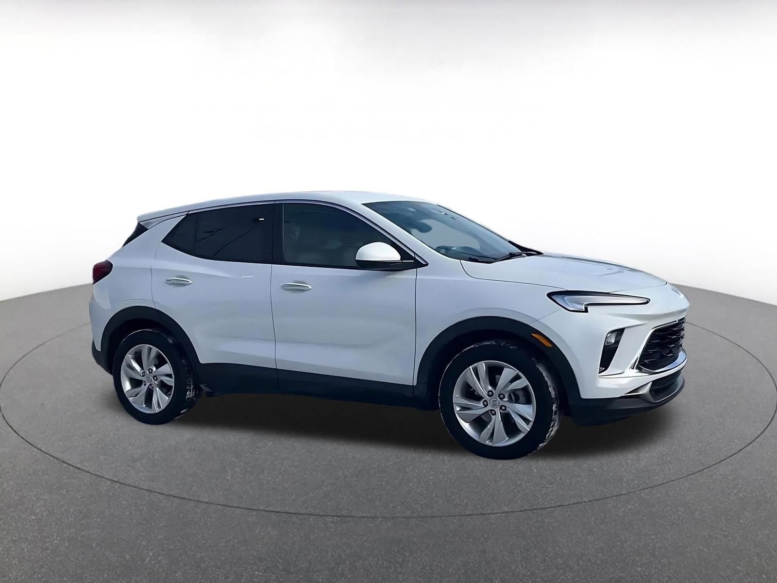 Thumbnail: 2025 Buick Encore GX - 2