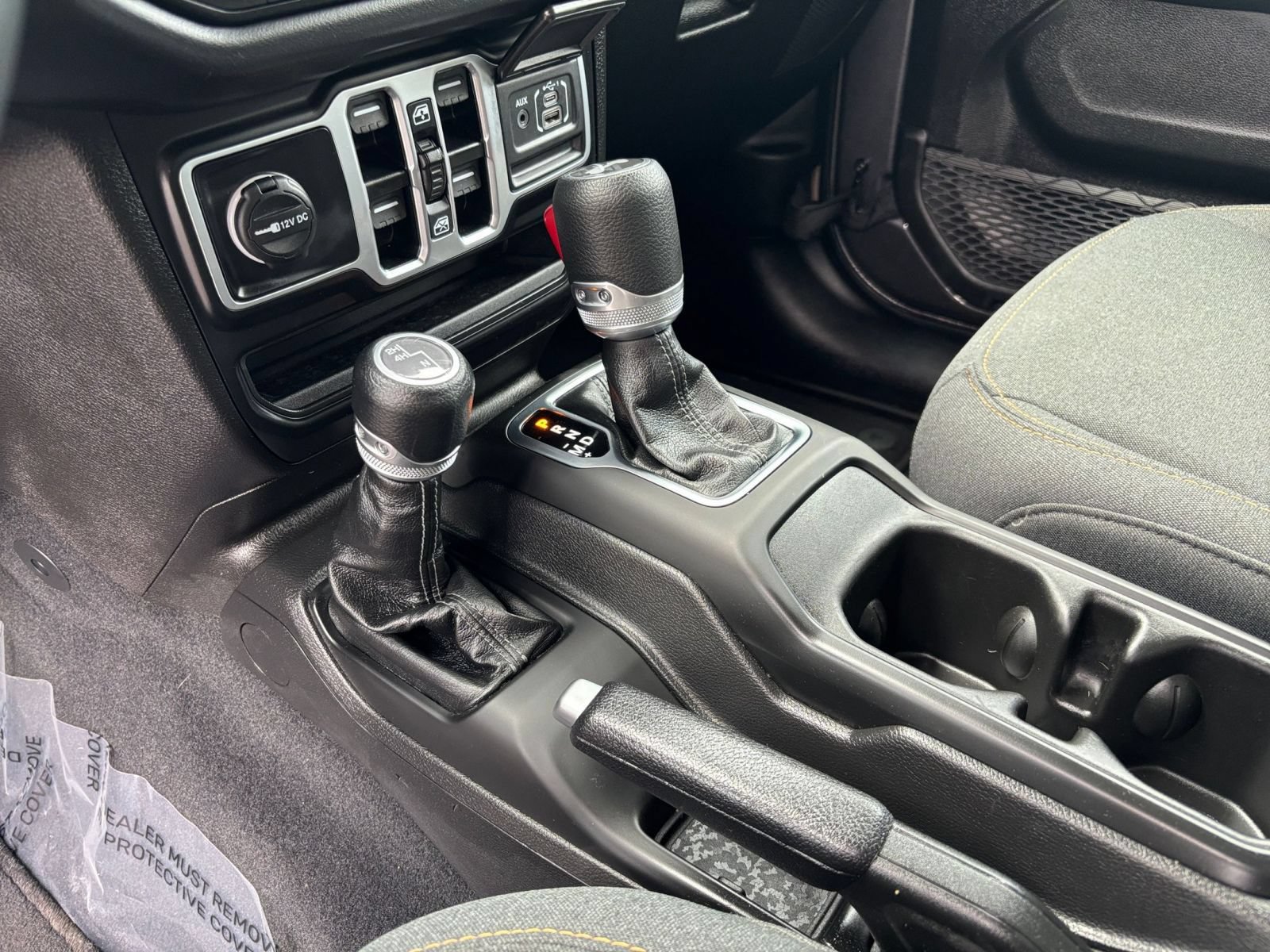Thumbnail: 2025 Jeep Wrangler - 33