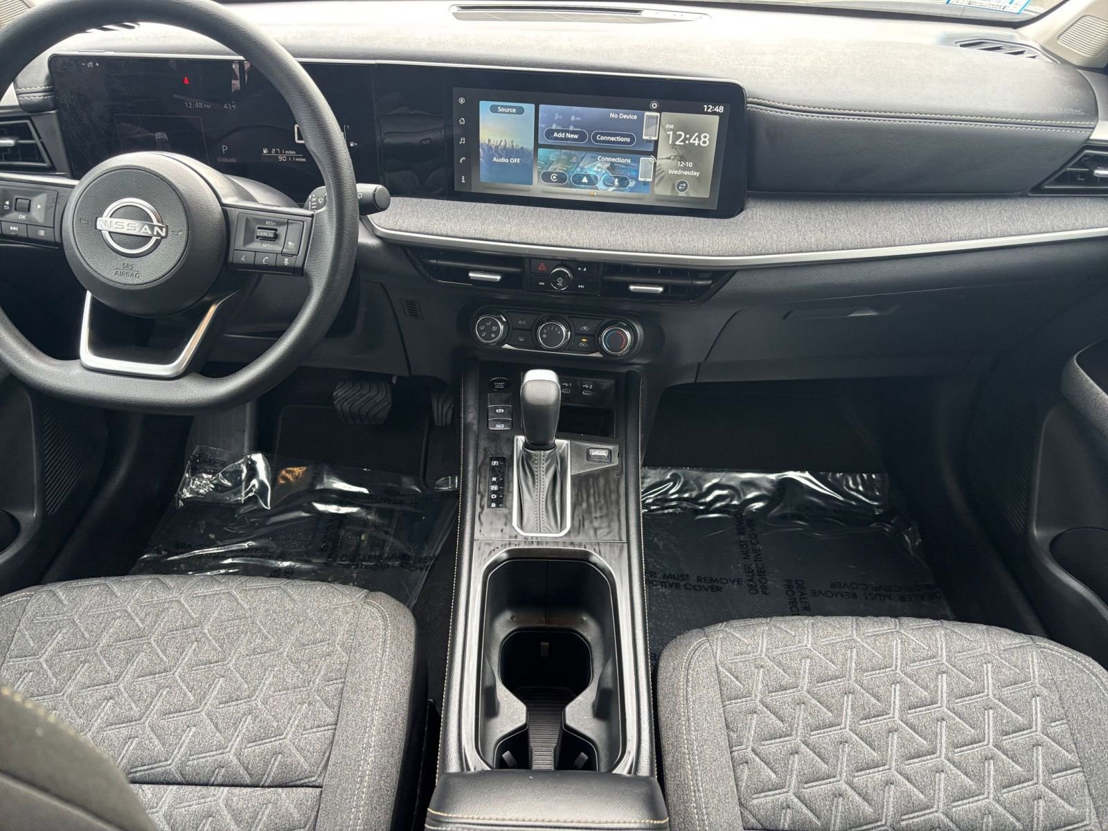 Thumbnail: 2025 Nissan Kicks - 29