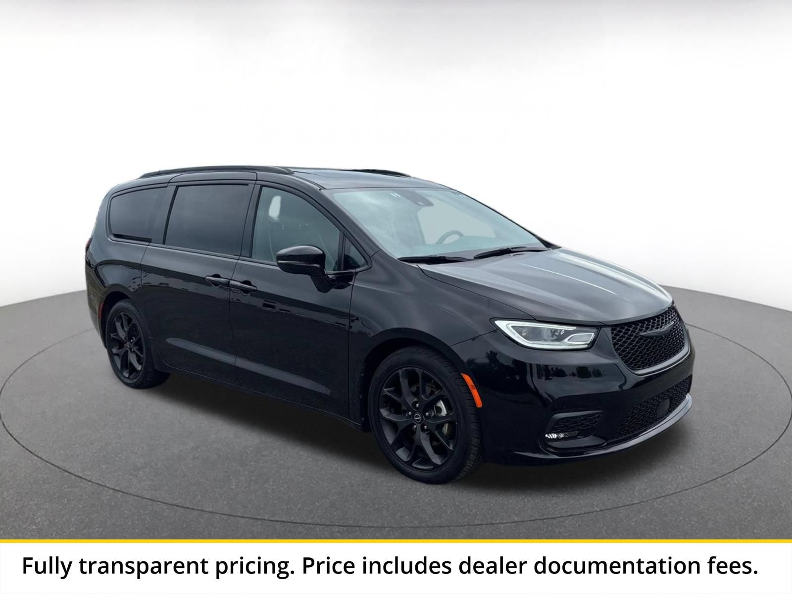 Thumbnail: 2025 Chrysler Pacifica - 1