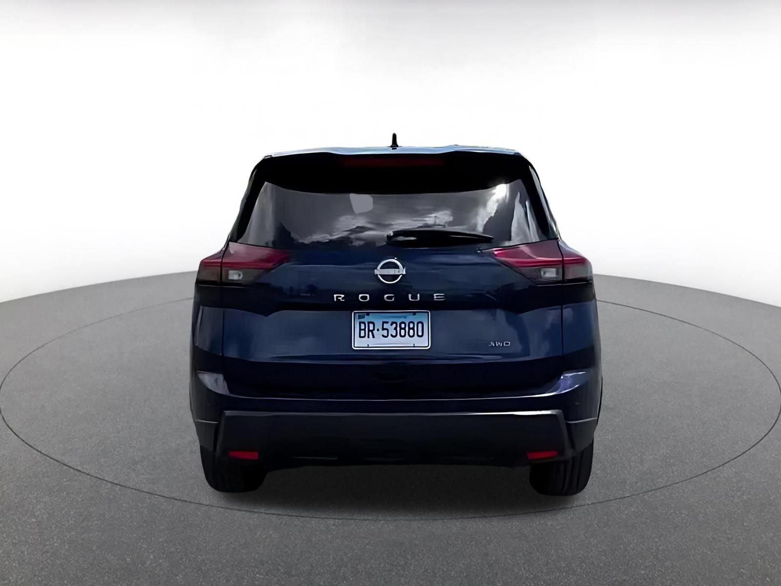 Thumbnail: 2025 Nissan Rogue - 10
