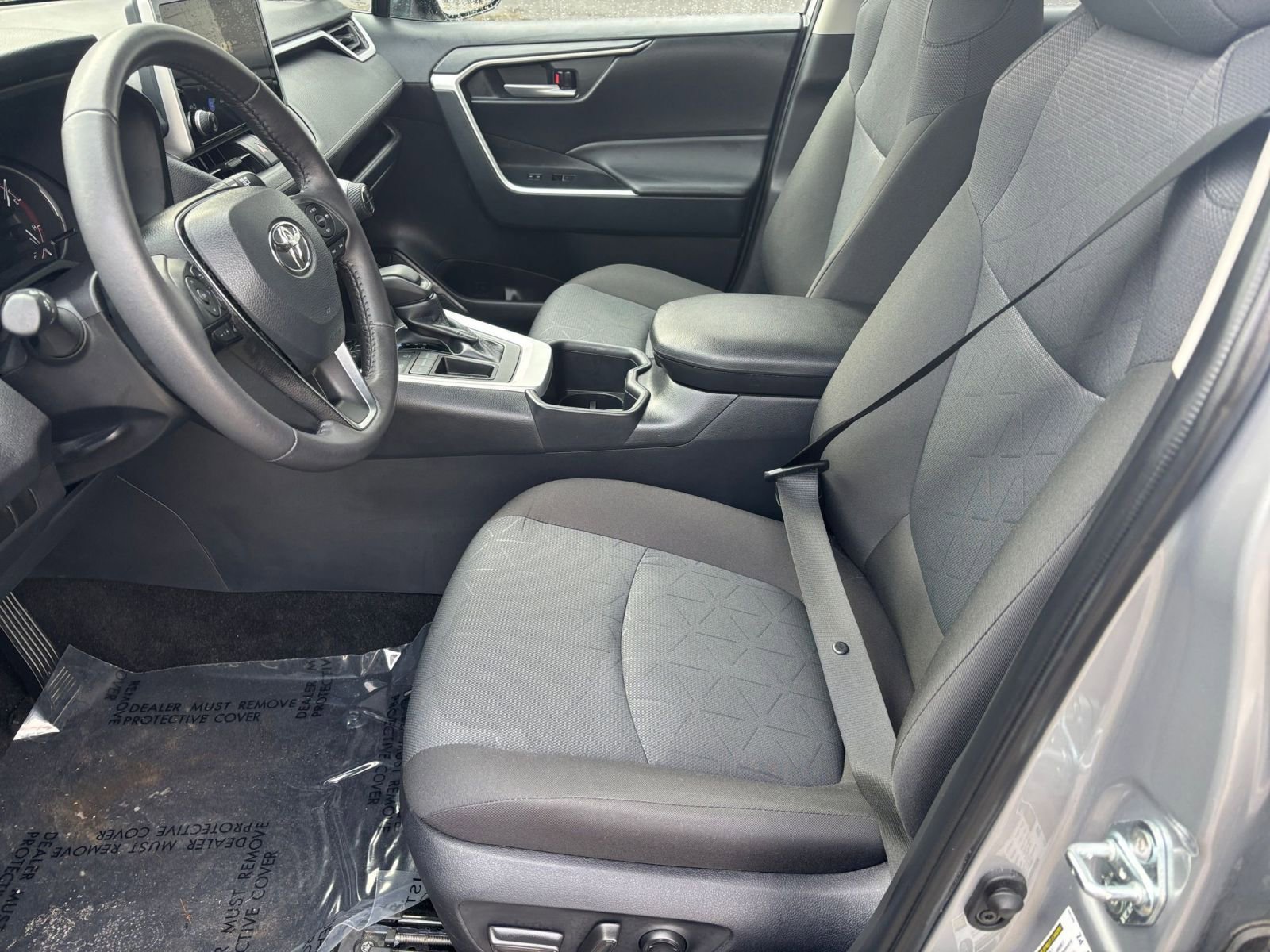 Thumbnail: 2025 Toyota RAV4 - 23