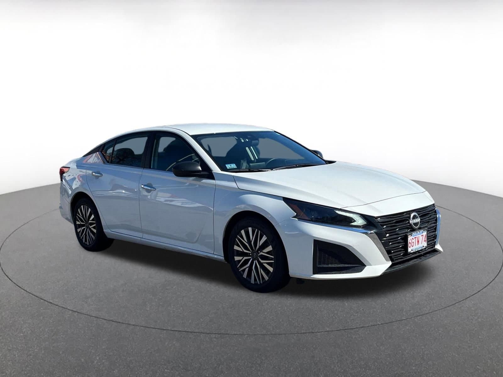 Thumbnail: 2025 Nissan Altima - 1