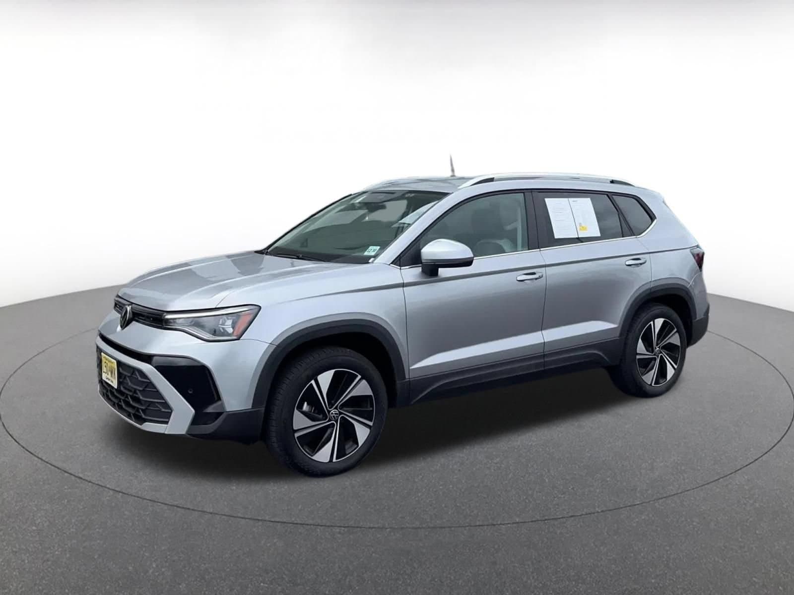 Thumbnail: 2026 Volkswagen Taos - 8