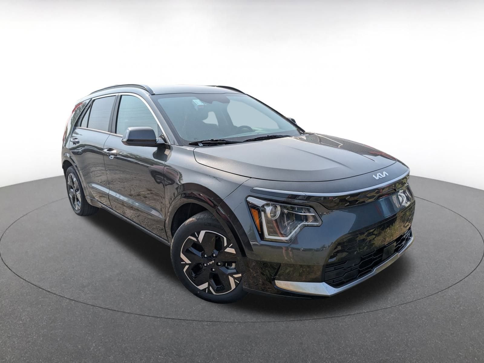 Thumbnail: 2023 Kia Niro - 1