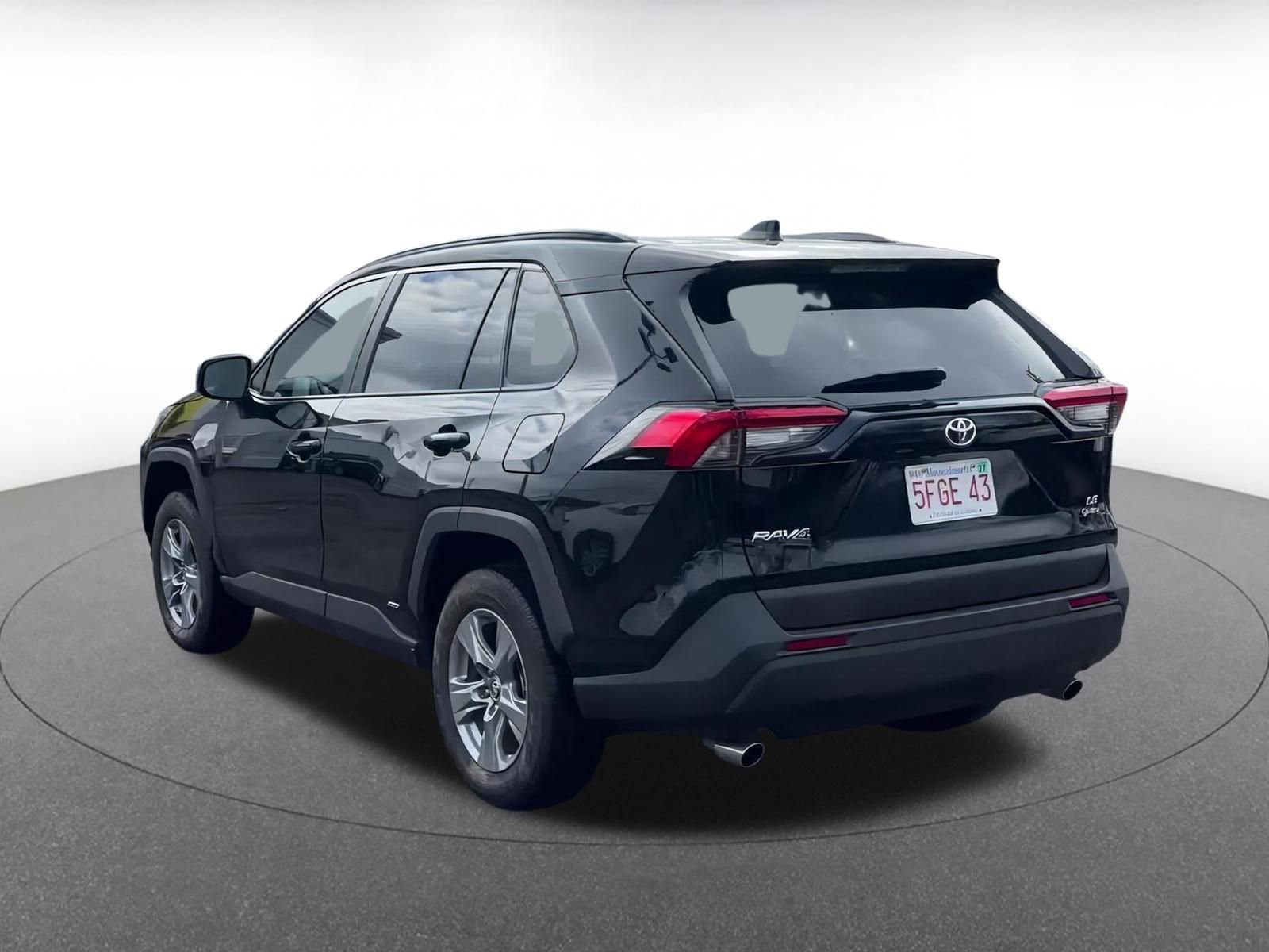 Thumbnail: 2025 Toyota RAV4 - 11