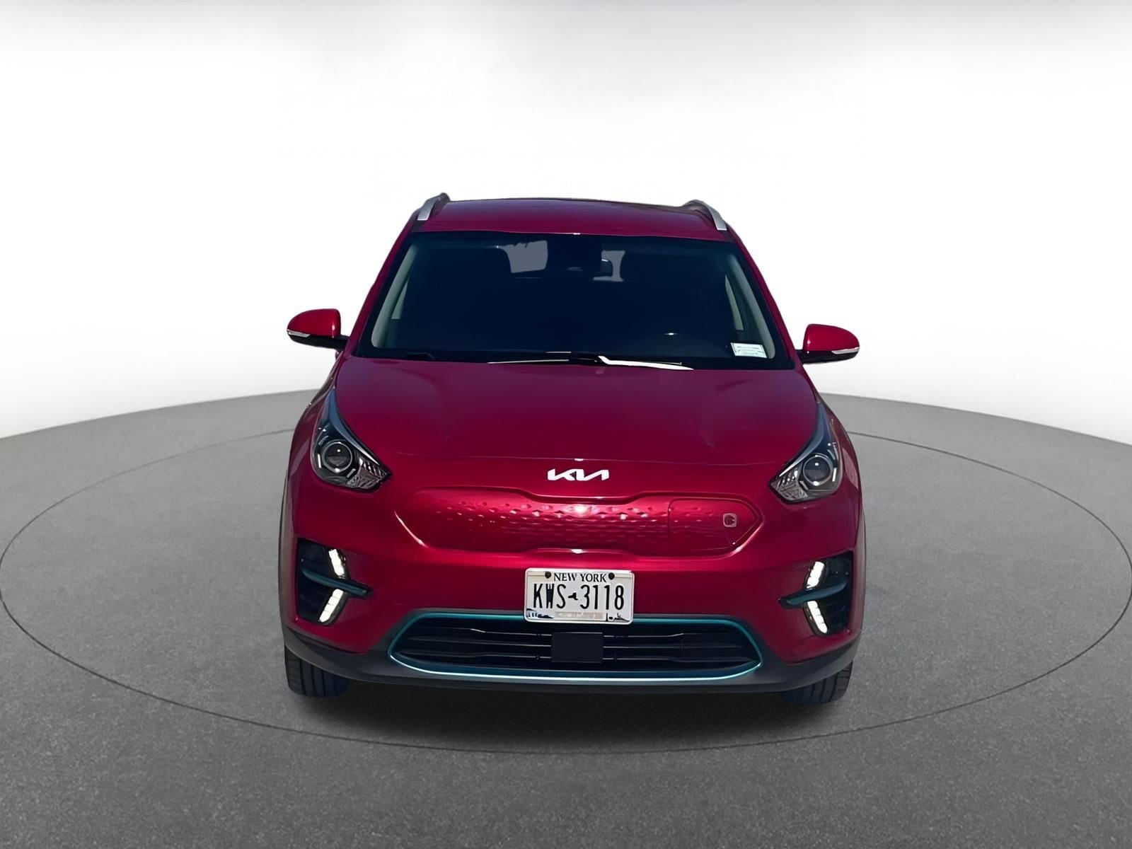 Thumbnail: 2022 Kia Niro - 4