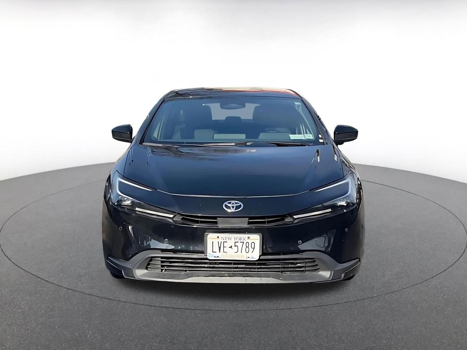 Thumbnail: 2025 Toyota Prius - 4