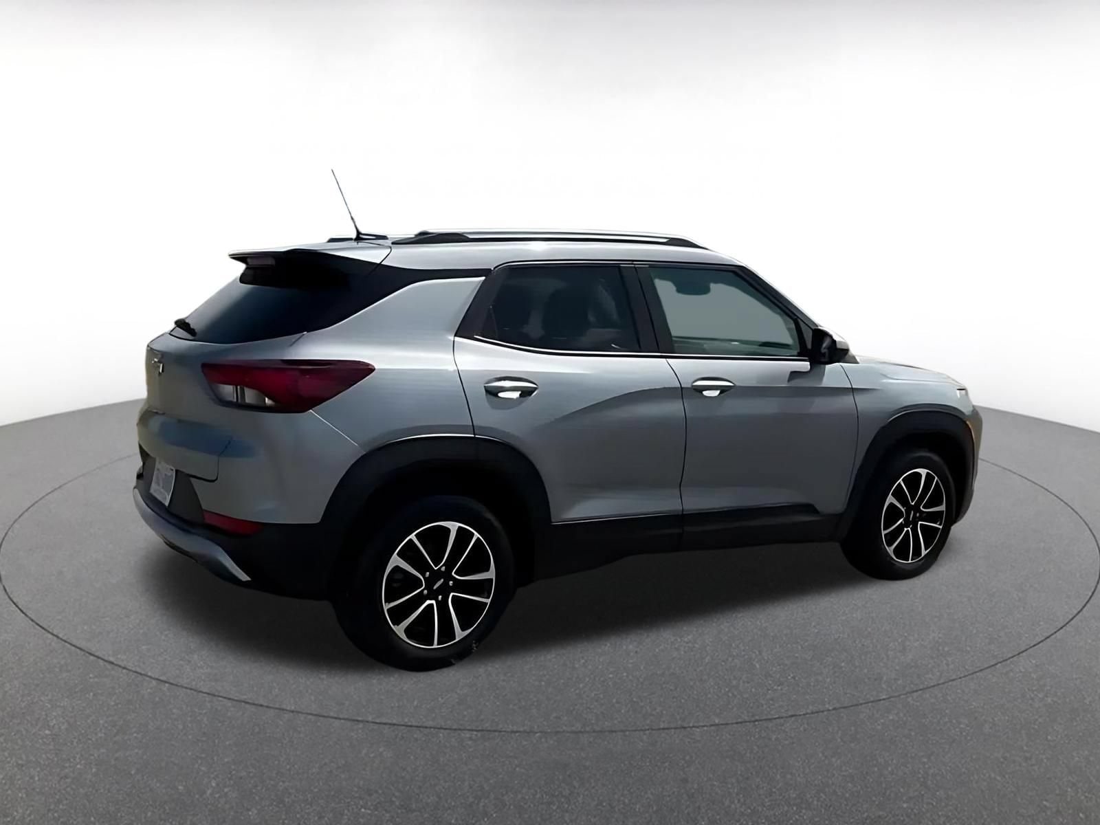 Thumbnail: 2025 Chevrolet TrailBlazer - 15