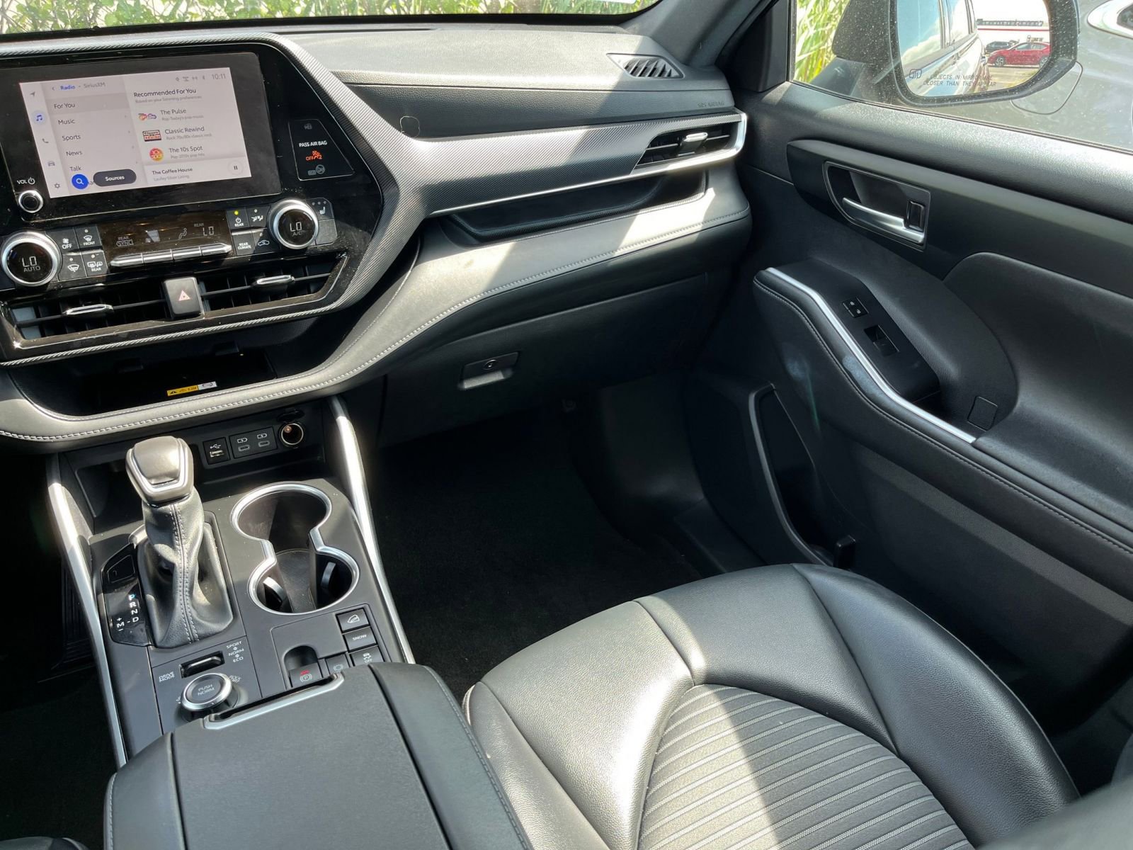 Thumbnail: 2024 Toyota Highlander - 31