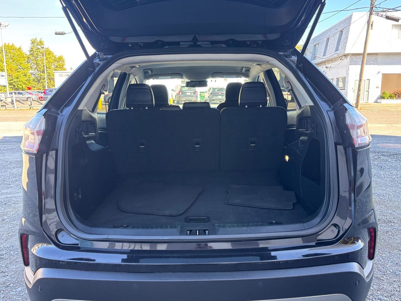 Thumbnail: 2022 Ford Edge - 27