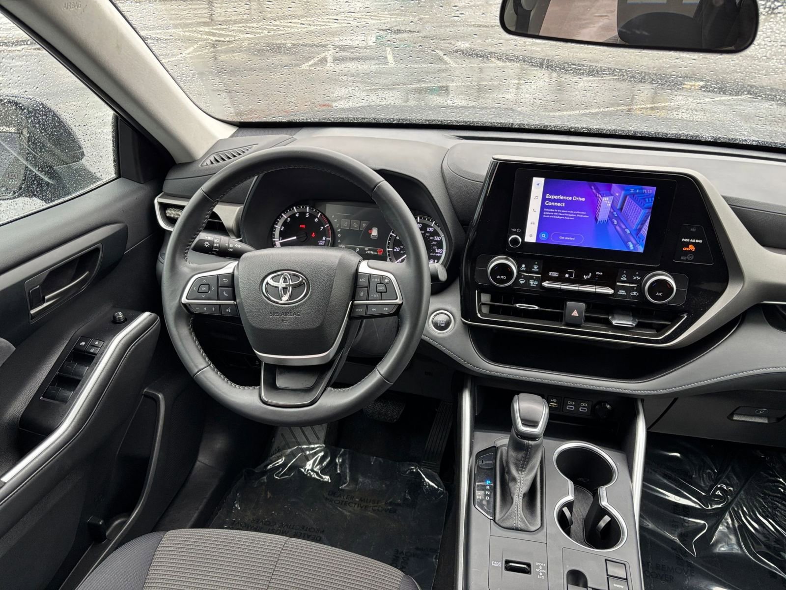 Thumbnail: 2025 Toyota Highlander - 33