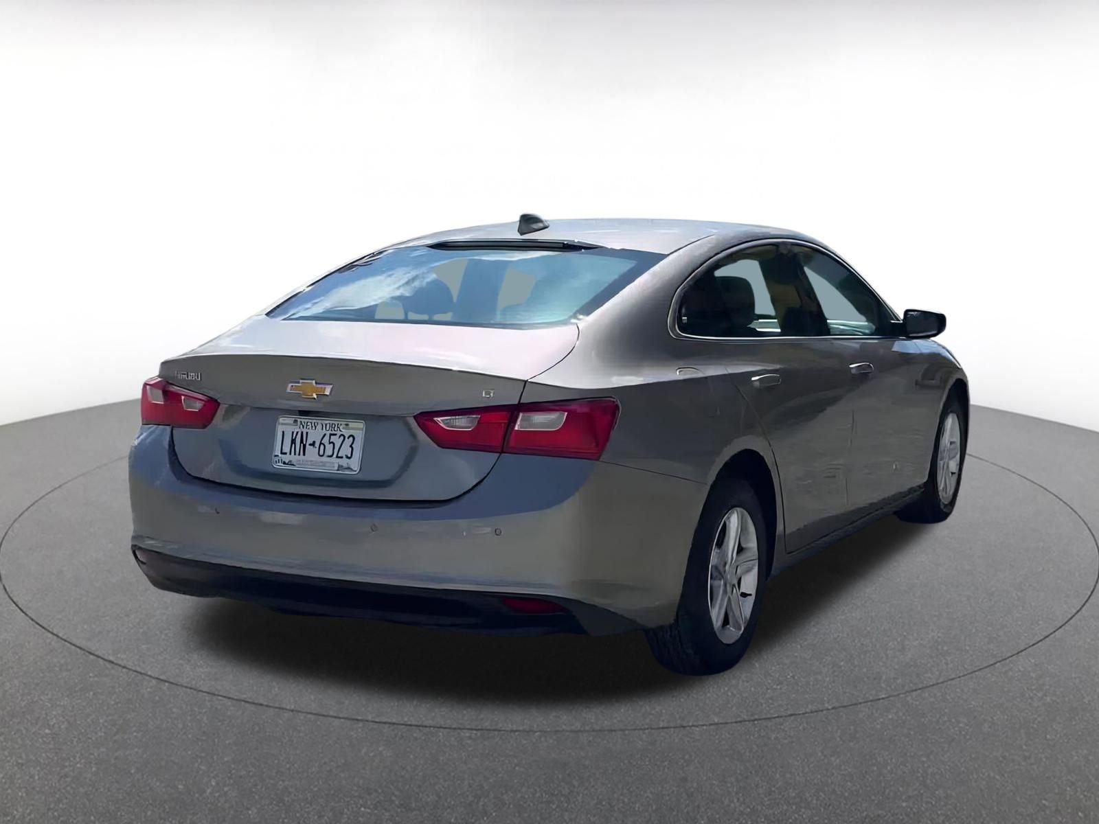 Thumbnail: 2024 Chevrolet Malibu - 13