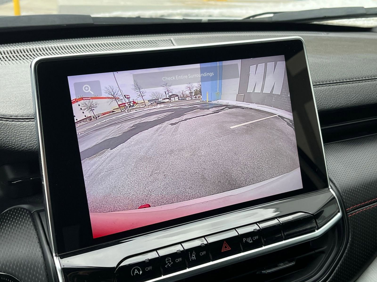 Thumbnail: 2025 Jeep Compass - 17