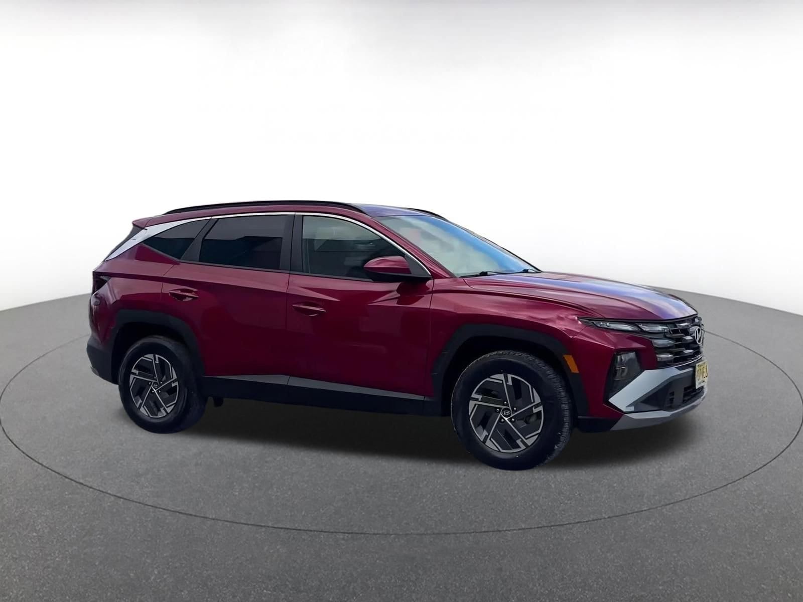 Thumbnail: 2025 Hyundai Tucson - 2