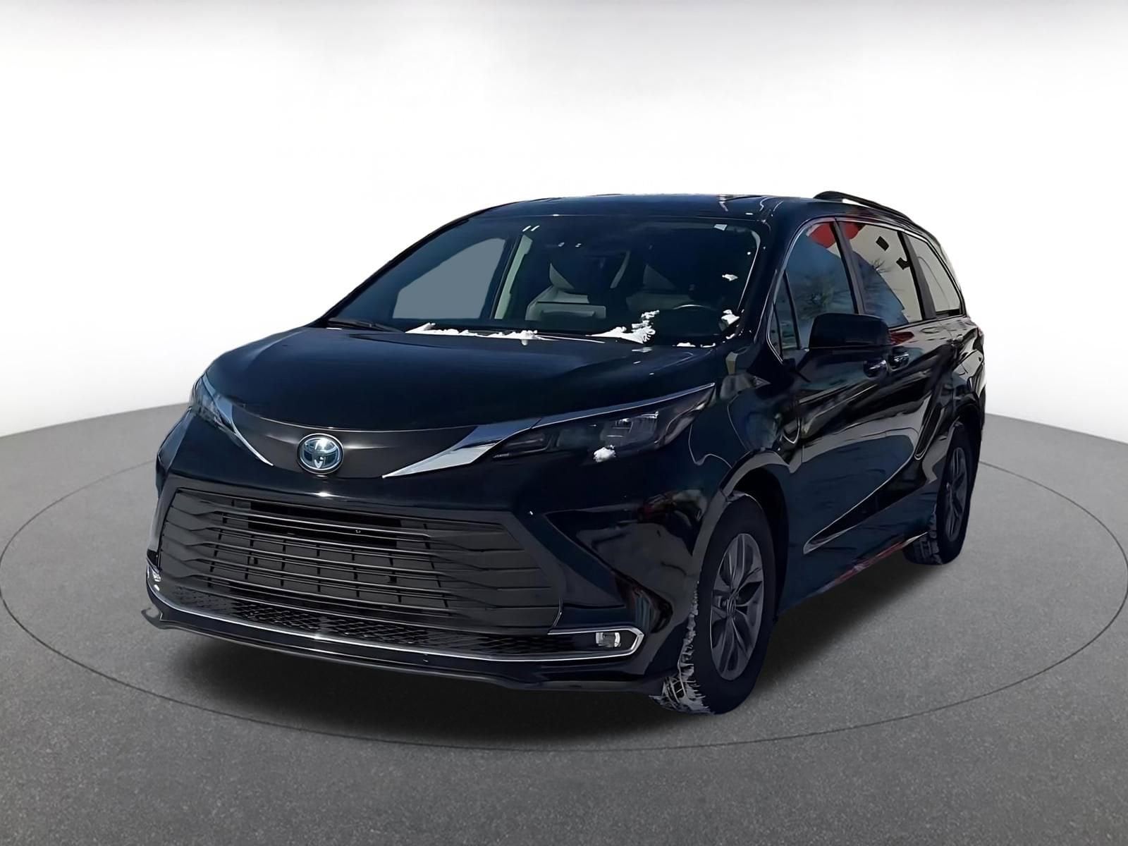 Thumbnail: 2024 Toyota Sienna - 7