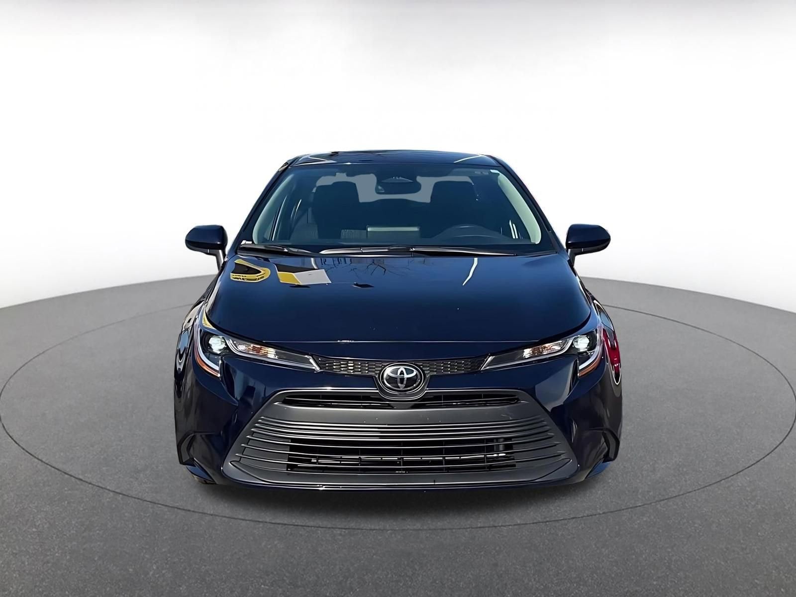 Thumbnail: 2025 Toyota Corolla - 3