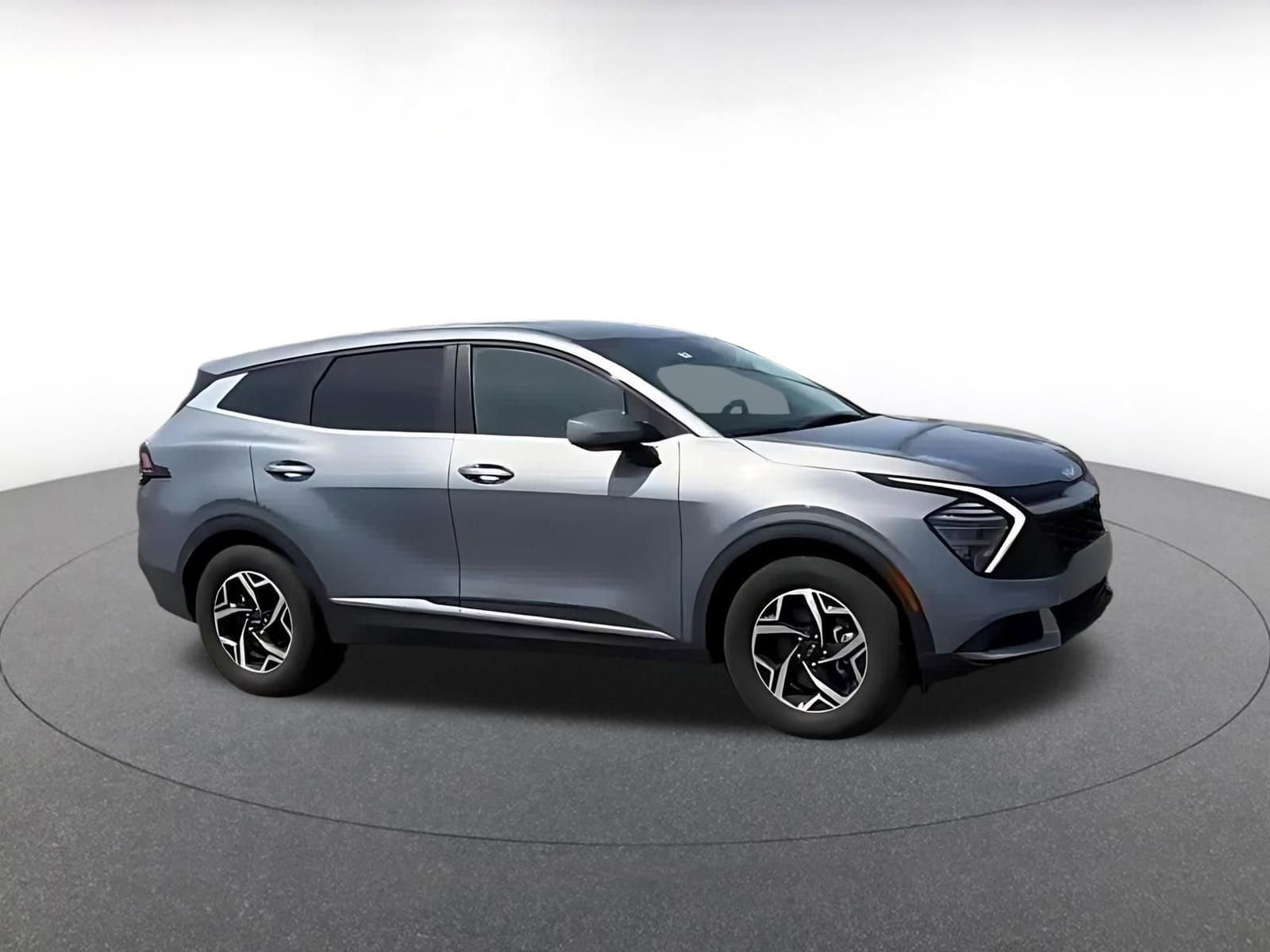 Thumbnail: 2025 Kia Sportage - 2