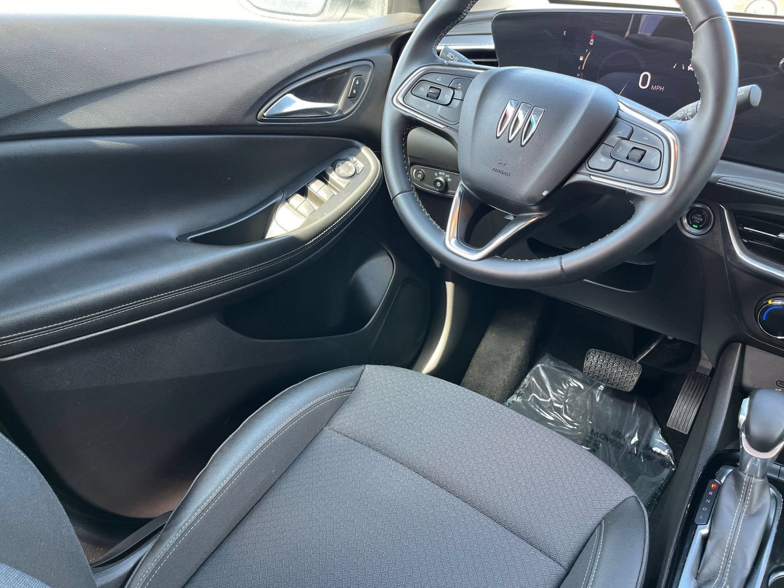 2025 Buick Encore GX Preferred - Photo 33