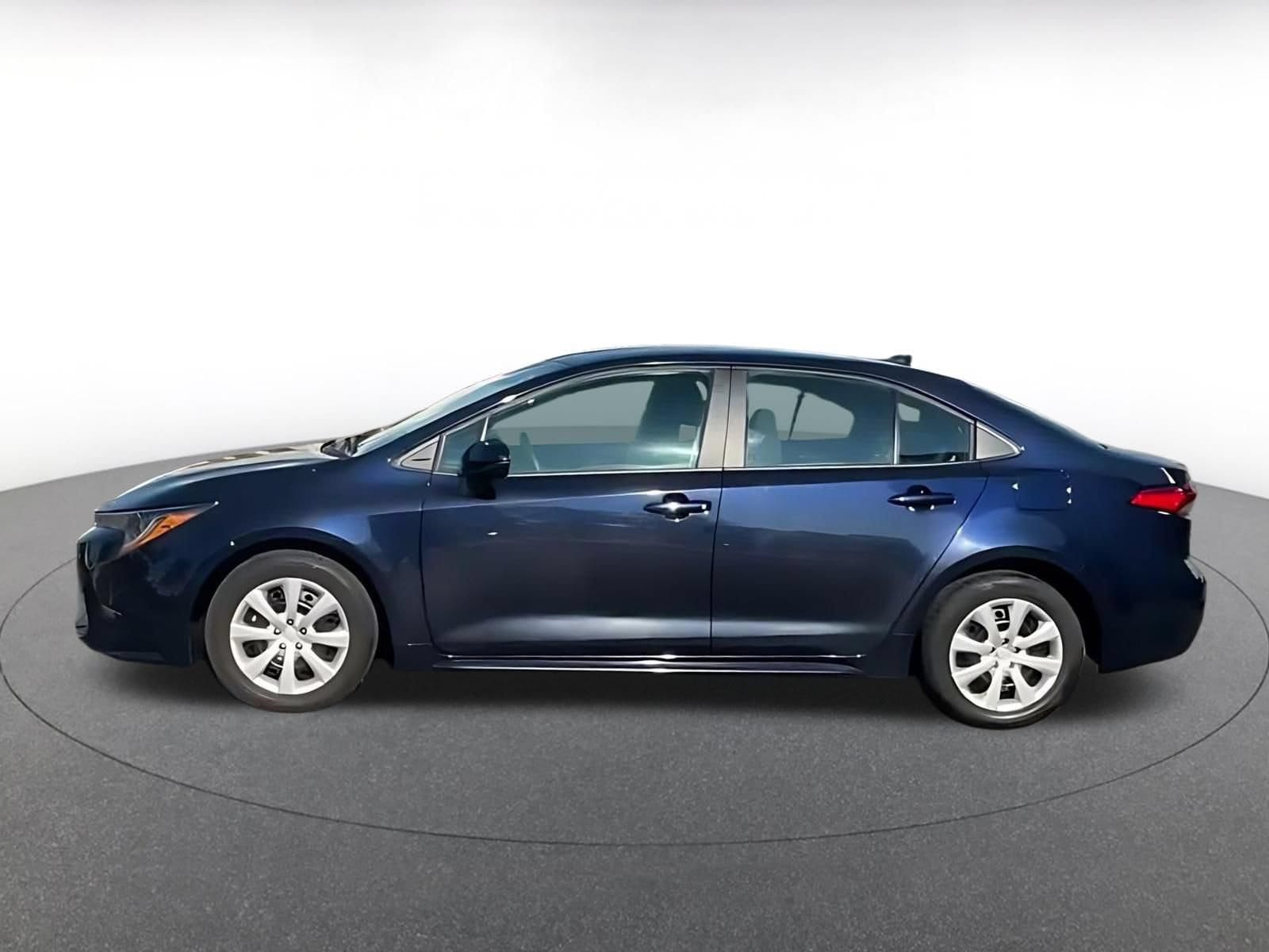 Thumbnail: 2025 Toyota Corolla - 8