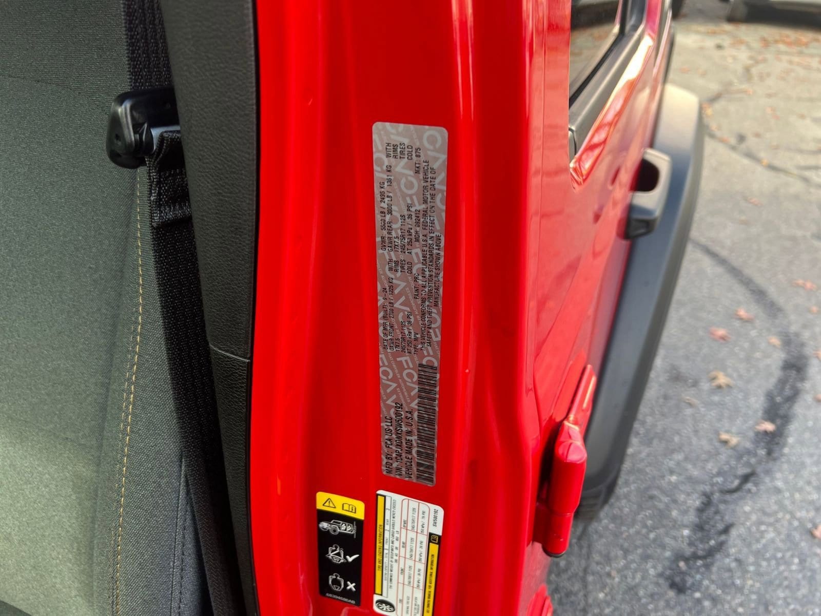 Thumbnail: 2025 Jeep Wrangler - 29