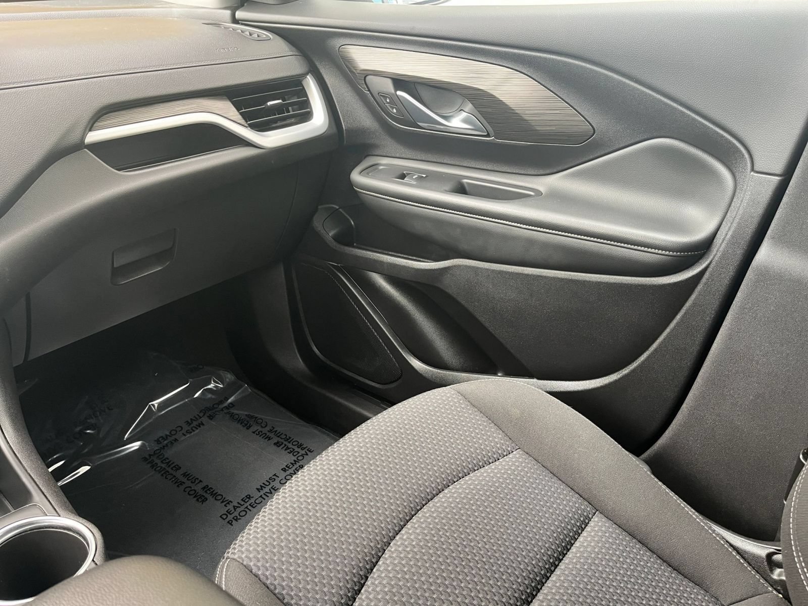 2024 GMC Terrain SLE - Photo 40