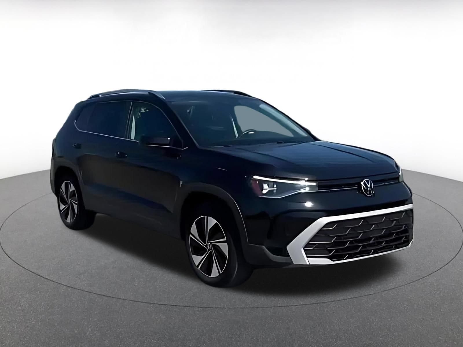 Thumbnail: 2025 Volkswagen Taos - 11