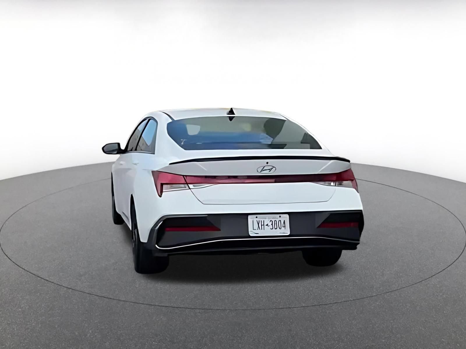 Thumbnail: 2026 Hyundai Elantra - 9