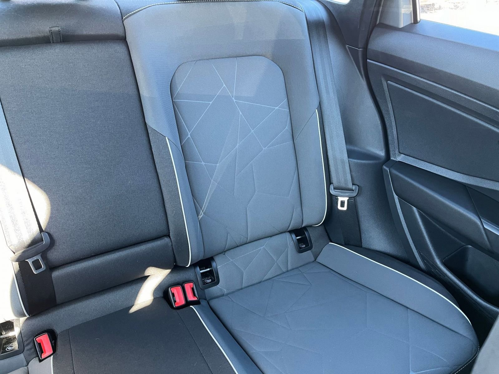 Thumbnail: 2025 Volkswagen Jetta - 33