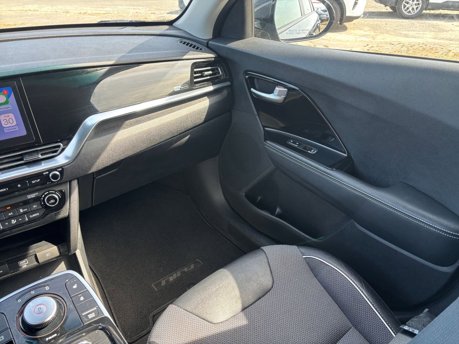 Thumbnail: 2022 Kia Niro - 35