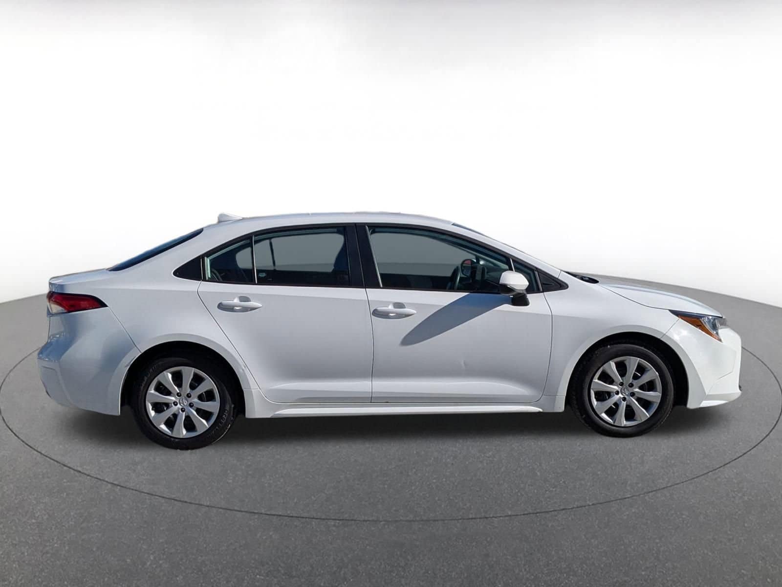 Thumbnail: 2024 Toyota Corolla - 10