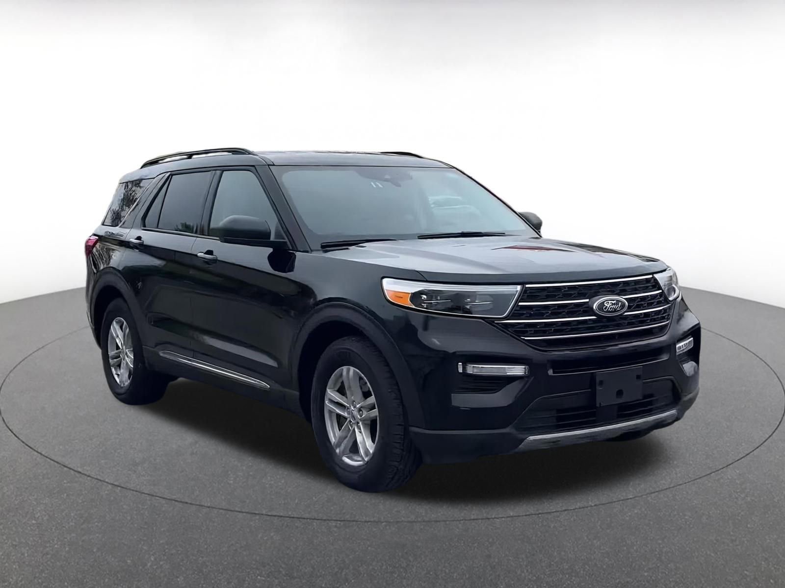 Thumbnail: 2024 Ford Explorer - 3