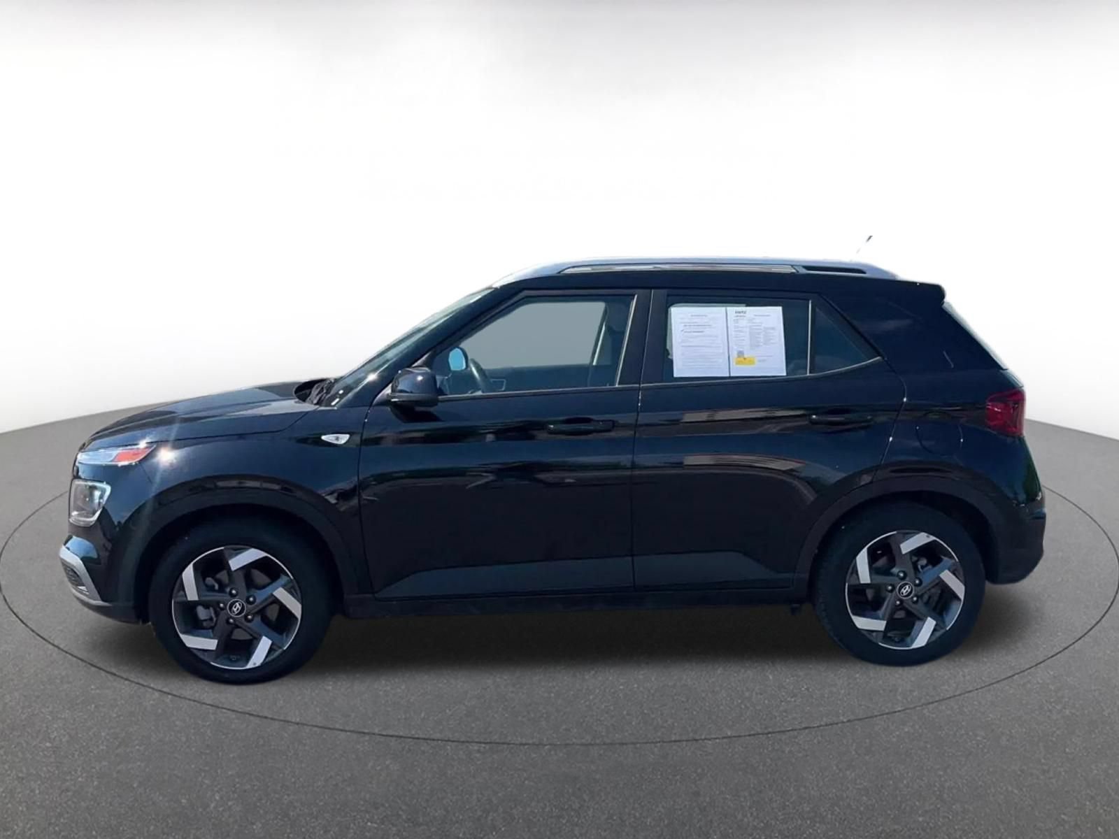 Thumbnail: 2026 Hyundai Venue - 8