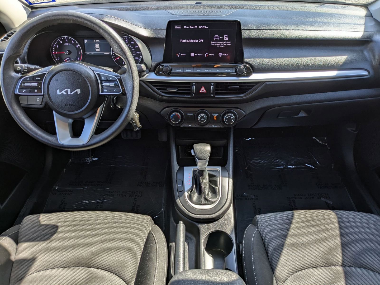 Thumbnail: 2024 Kia Forte - 8