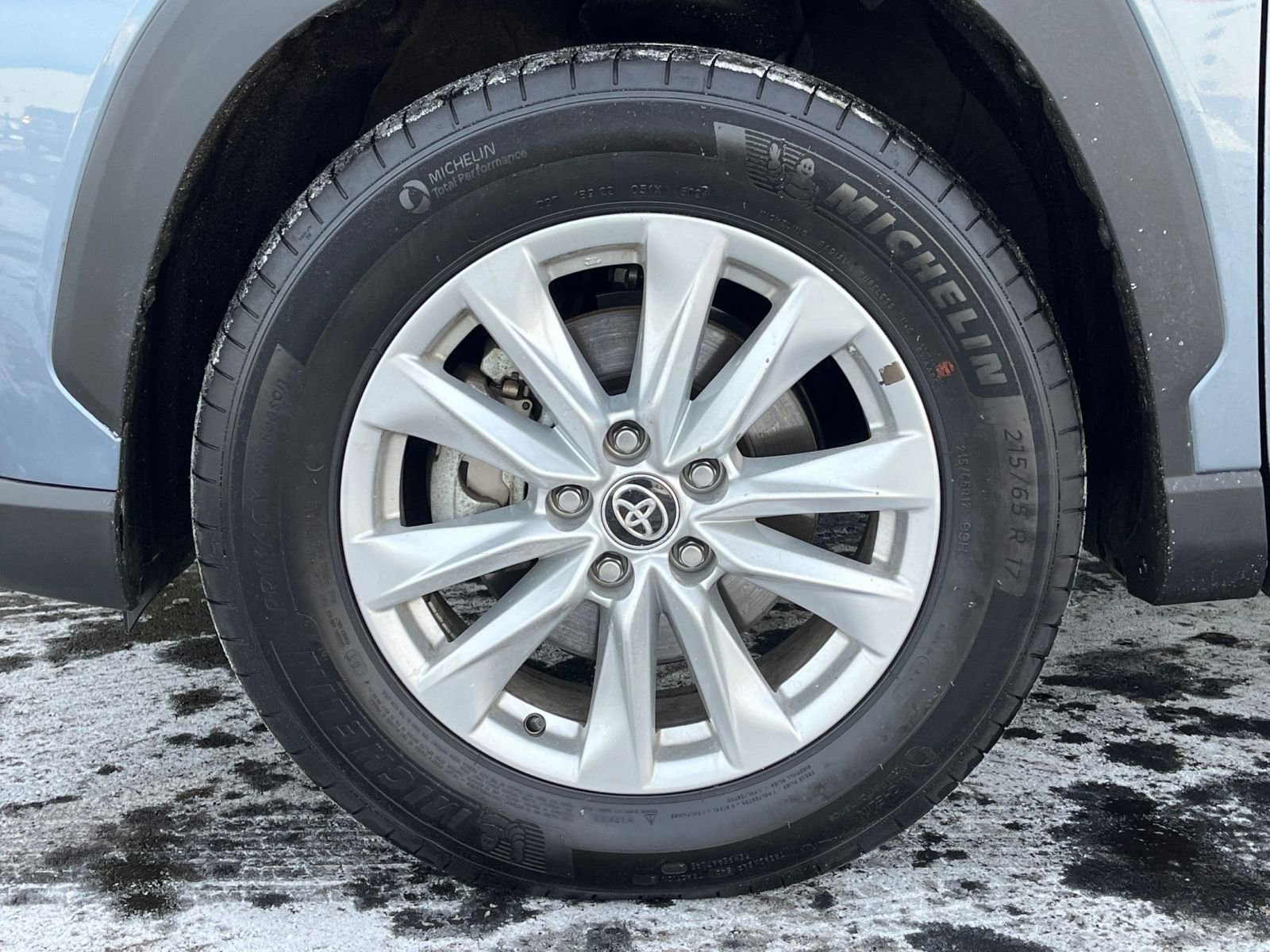 Thumbnail: 2025 Toyota Corolla Cross - 27