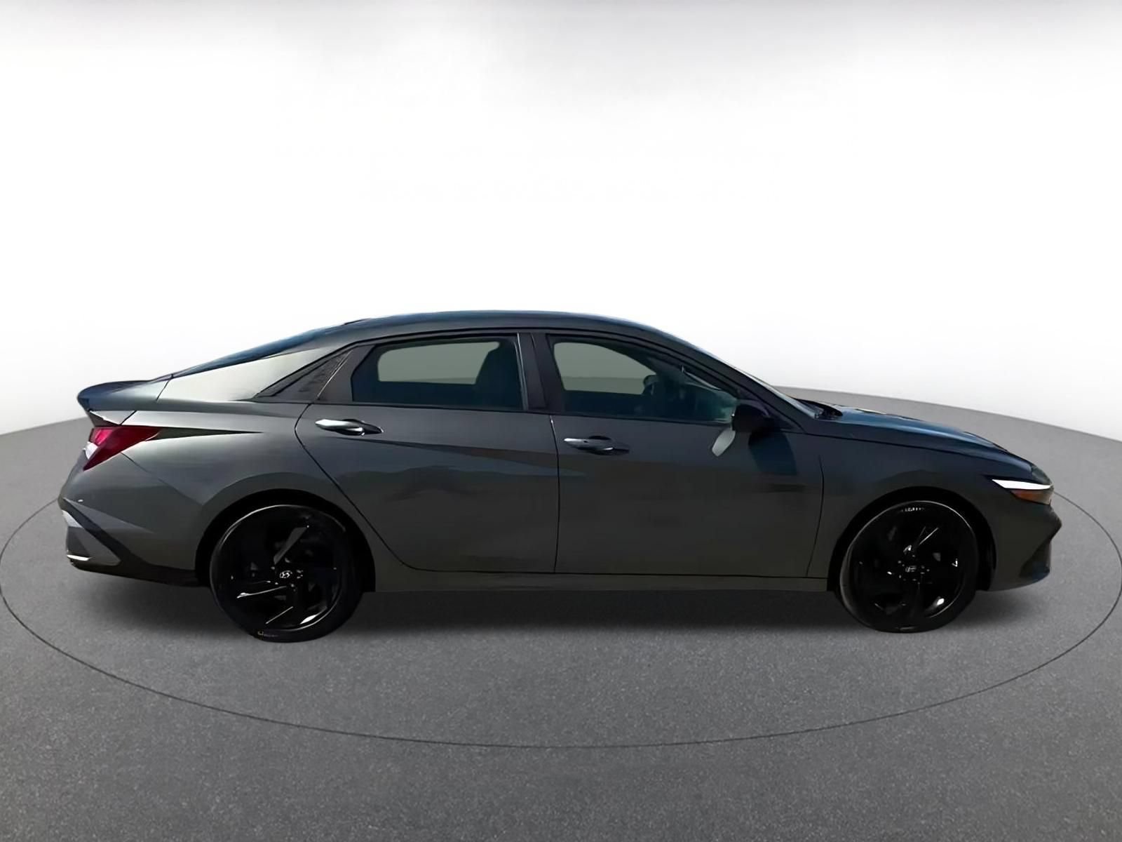 Thumbnail: 2026 Hyundai Elantra - 15