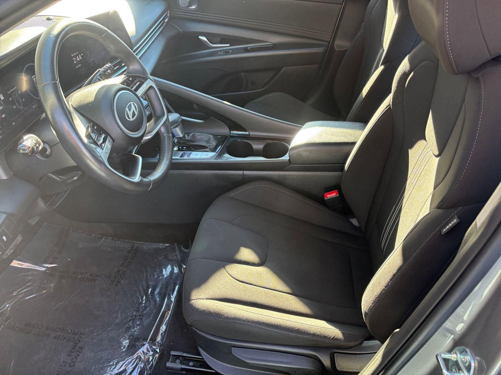 Thumbnail: 2025 Hyundai Elantra - 23