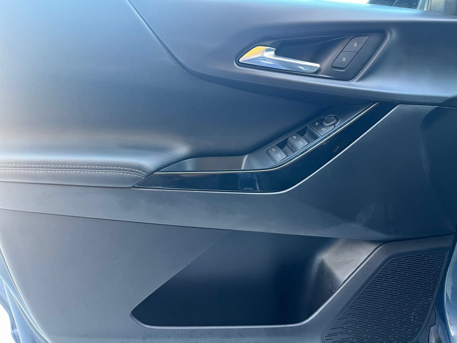 Thumbnail: 2025 Chevrolet Equinox - 18